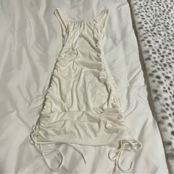 BNWT Princess Polly Dress - Picture 3 of 4